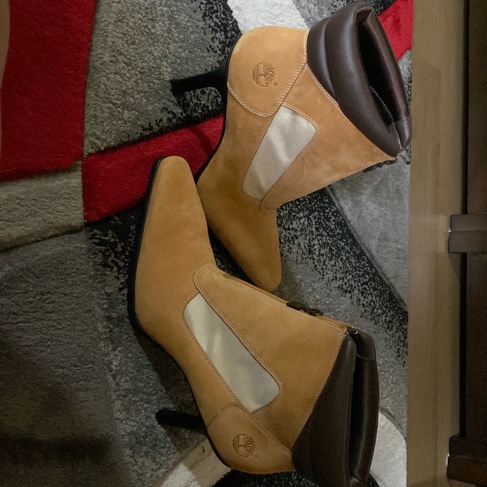 Tim high heels!!!